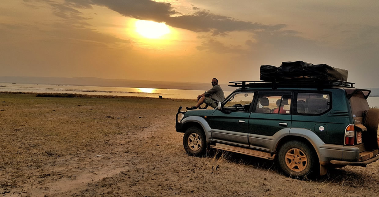 budget car rental - rooftop camping